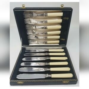 Vintage Robert Pringle & Sons Flatware Boxed Set Sterling Collars